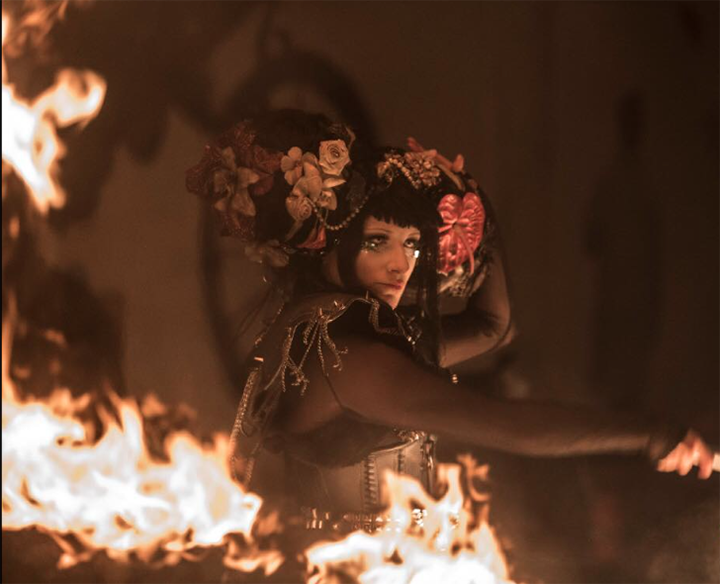 631 _ j4 entertainment _ circus - fire (1)