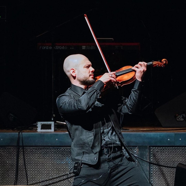 948_j4entertainment_music- violon7