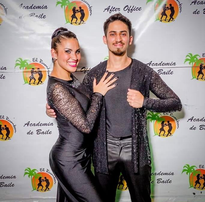 951_j4entertainment_dancer- salsa duo5