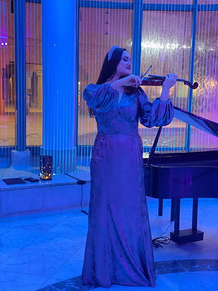 720_j4entertainment_music- violonist5
